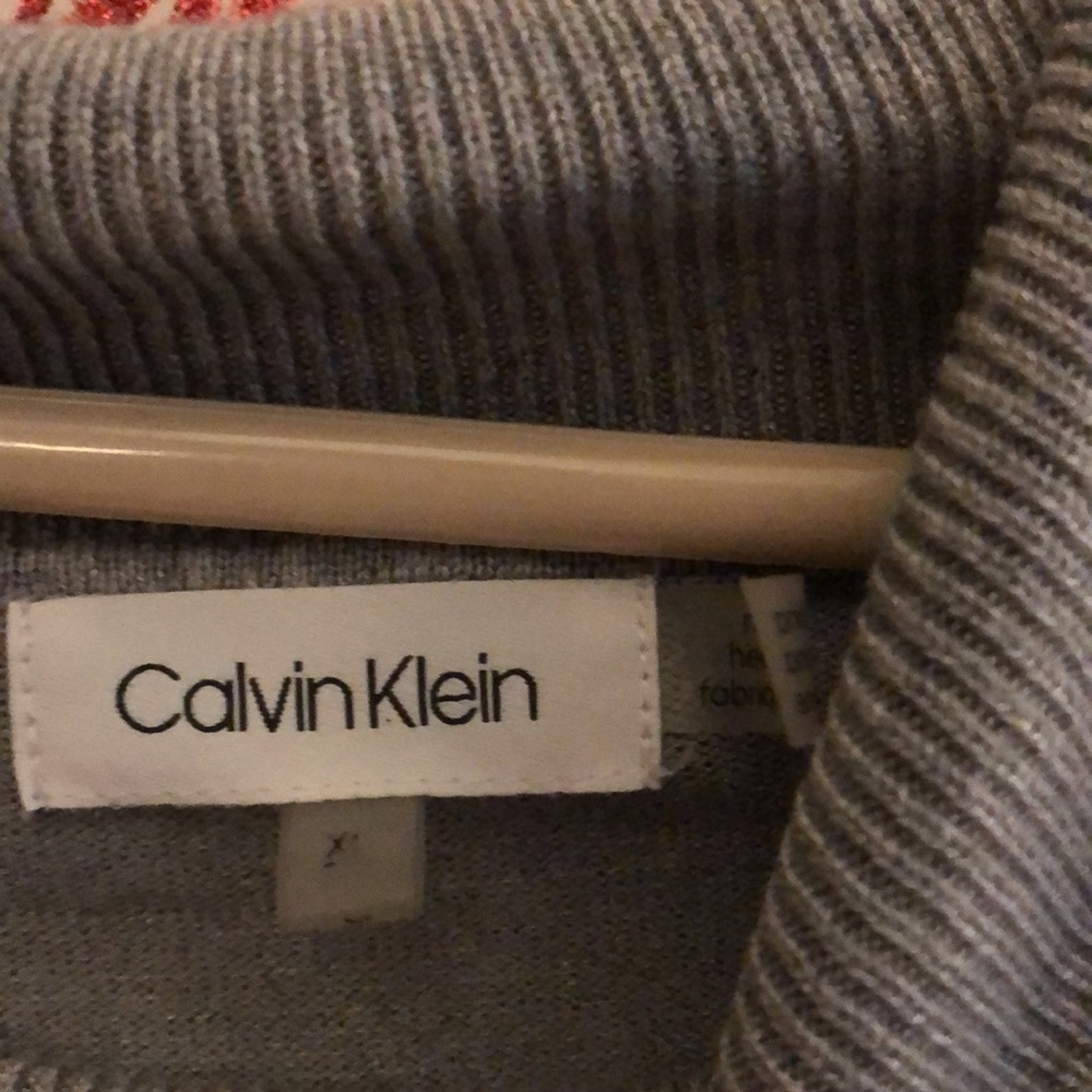 Sweater - Picture 2 of 5